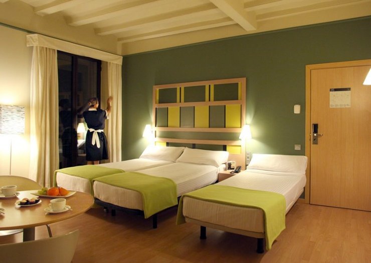 Chambre triple hôtel ciutat barcelona barcelone Chambre triple hôtel ciutat barcelona barcelone