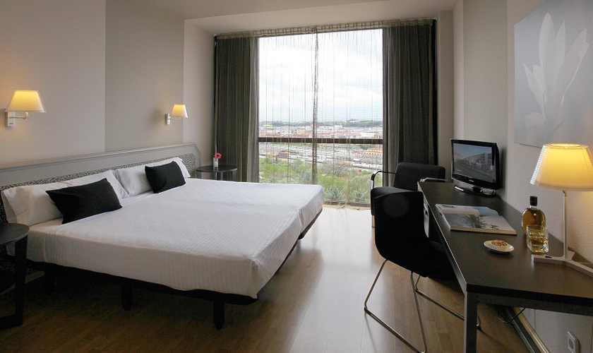 Triple Hôtel Ciutat de Granollers Triple Hôtel Ciutat de Granollers