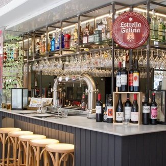 BAR Hôtel Ciutat Barcelona Barcelone BAR Hôtel Ciutat Barcelona Barcelone